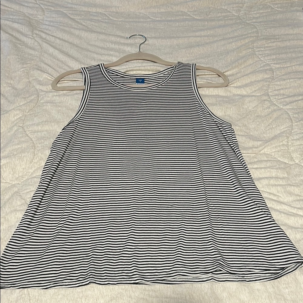 5/$20 NWT Striped Black and White Women's Tank Top